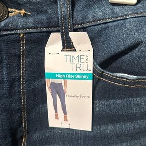Time and Tru High Rise Skinny Jeans size 8